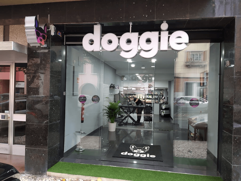 Doggie Pet Store - Lisbon